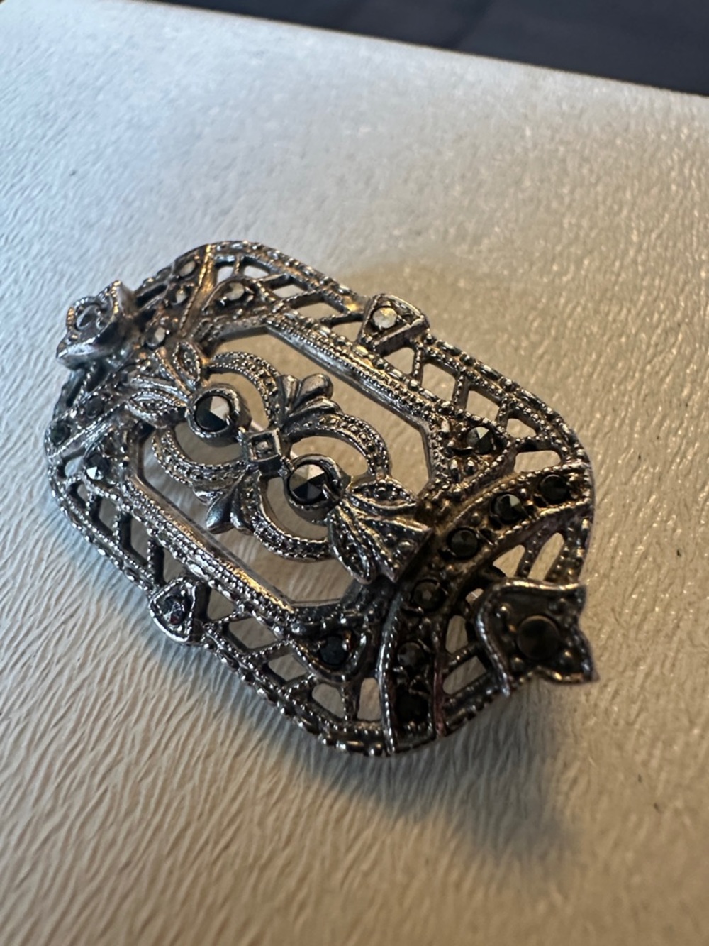 Vintage Sterling Silver Marcasite Brooch – Art Deco Style Filigree Pin - Picture 3 of 6